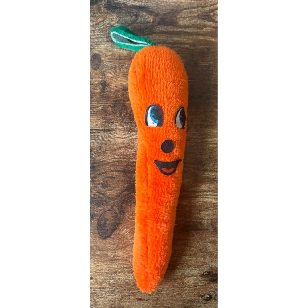 VTG 1989 Shalom Toy Co Plush Vintage Stuffed Orange Carrot Happy Face Hanging Ra